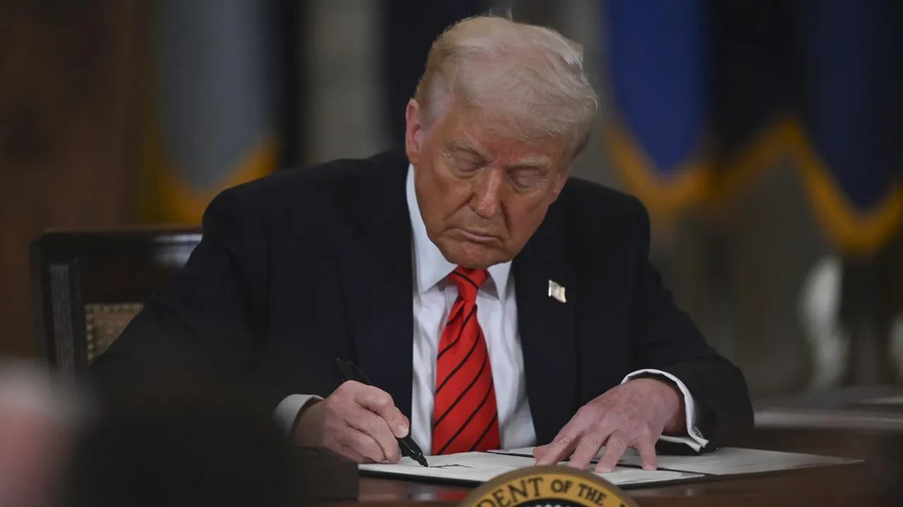 Trump’tan Beyaz Saray’a dudak uçuklatan dokunuş: 'Amerikan tarihine yaraşır ihtişamda'