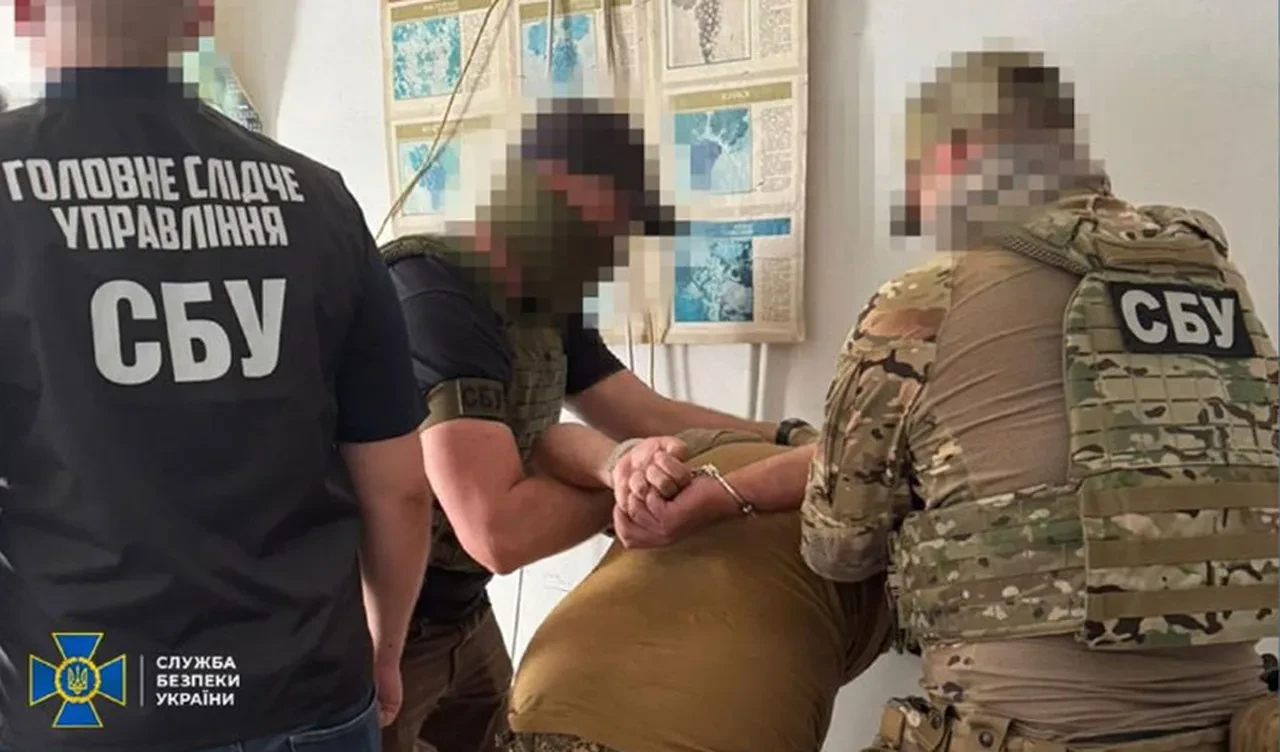 Ukrayna ordusunda Rusya köstebeği! Binbaşı, vatana ihanetten tutuklandı