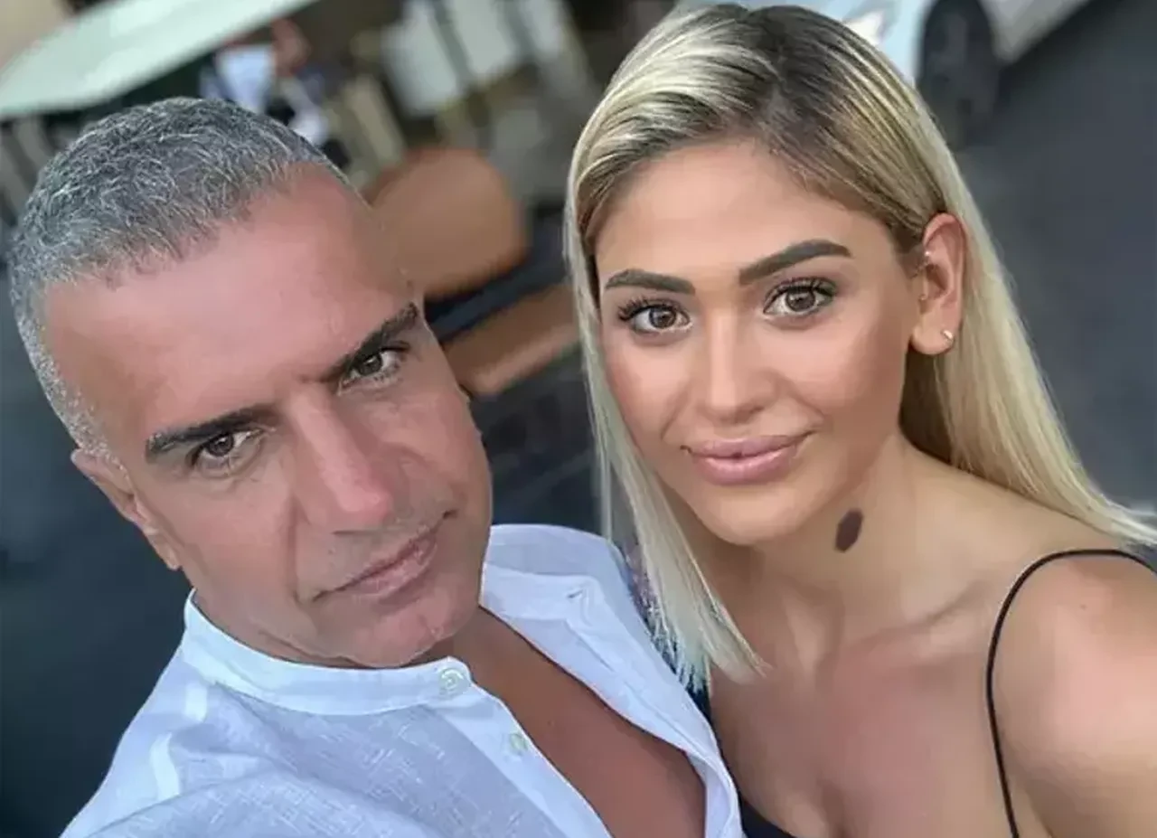 'Berdan Mardini 15 yaş küçük eşinden boşanıyor' iddiası! Sosyal medyada sinyali verdiler