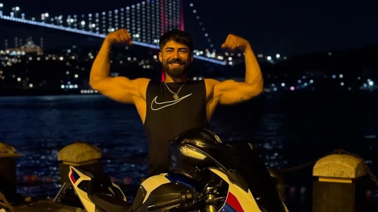 Deniz Servan Narin kimdir, öldü mü? Ünlü motosikletçi Kocaeli'de trafik kazası geçirmişti