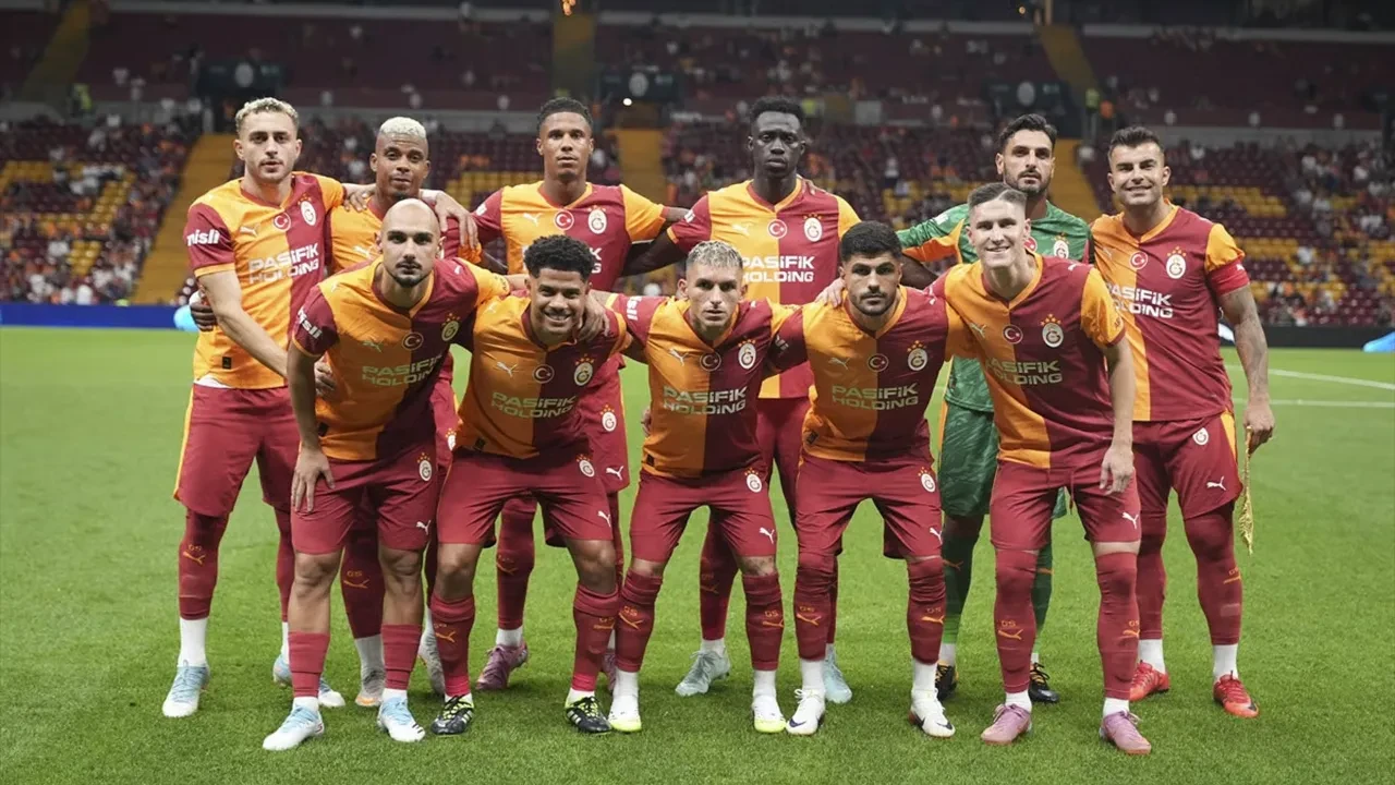 Galatasaray'ın yıldızı için 'dev' sürpriz! 