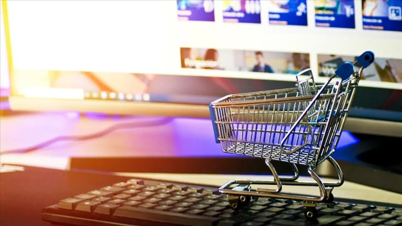 İnternet üzerinden alışveriş yapanlar dikkat! Tazminat alabilirsiniz