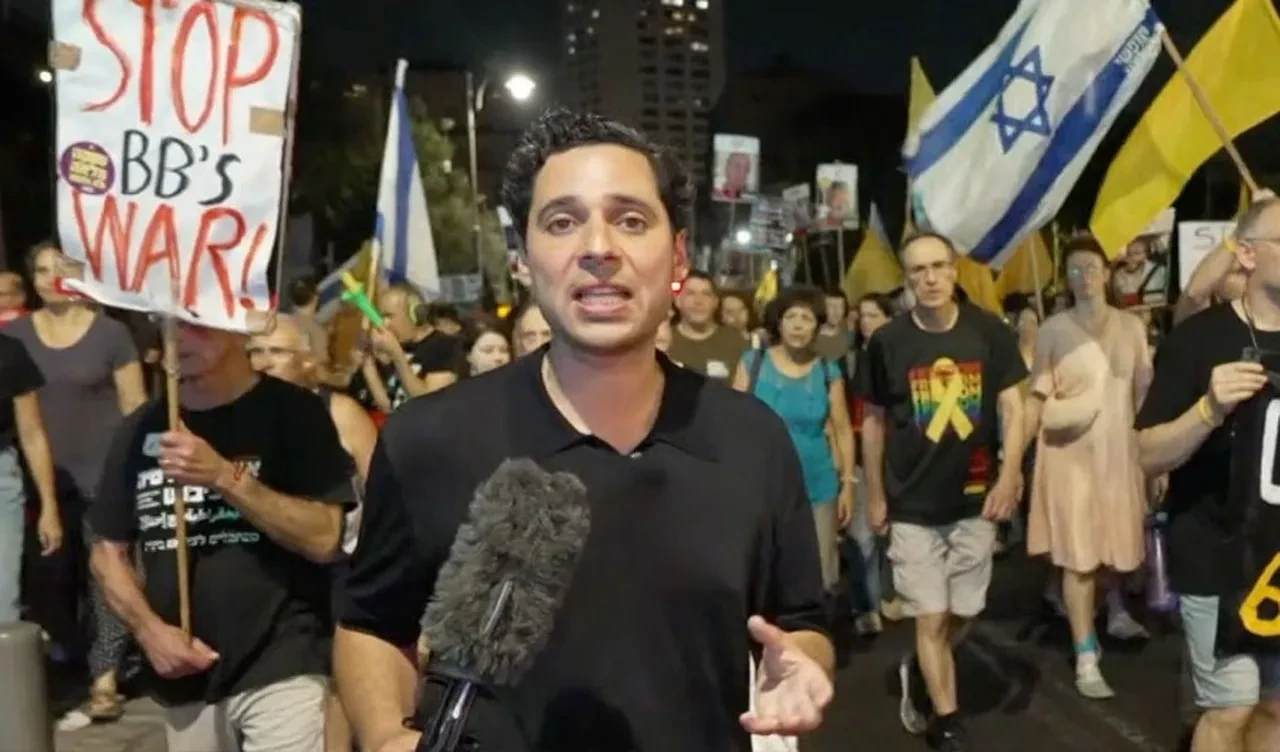 İsrailliler sağcı televizyon kanalını bastı! Gazze'de ateşkes ve esir takası protestosu