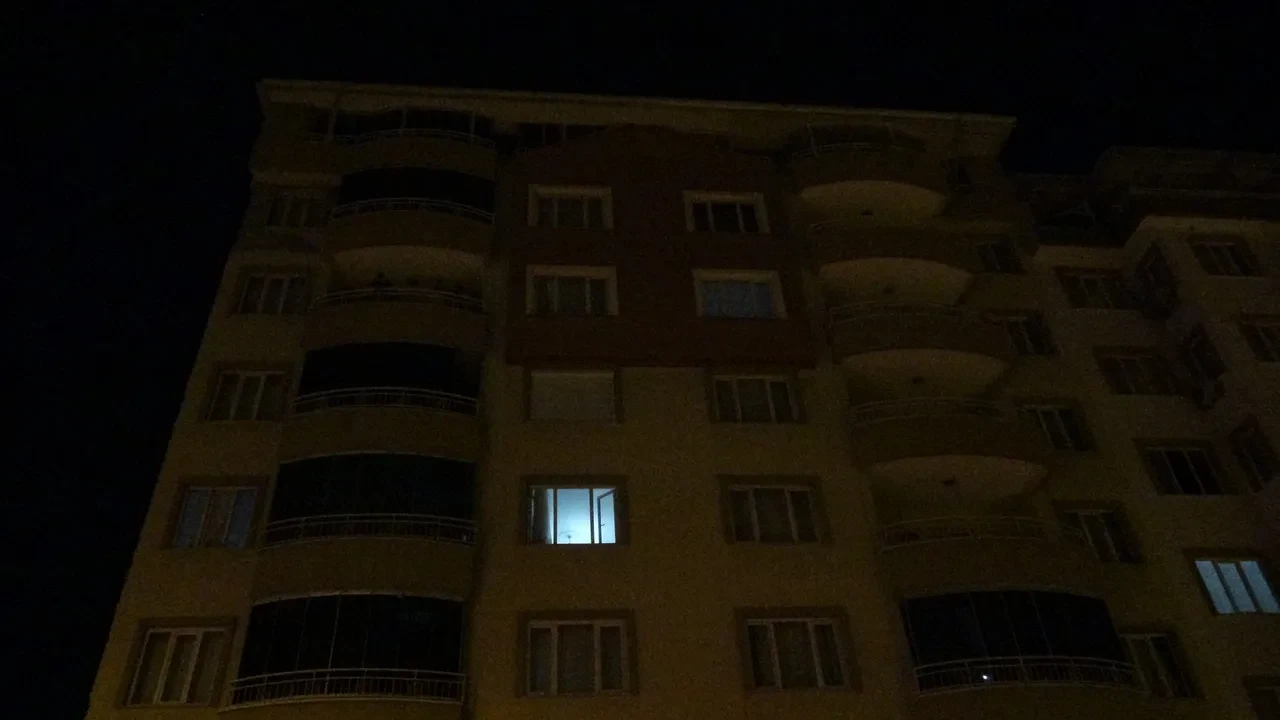 Malatya'da dehşet! Yaşlı kadın evinde yarı çıplak halde ölü bulundu