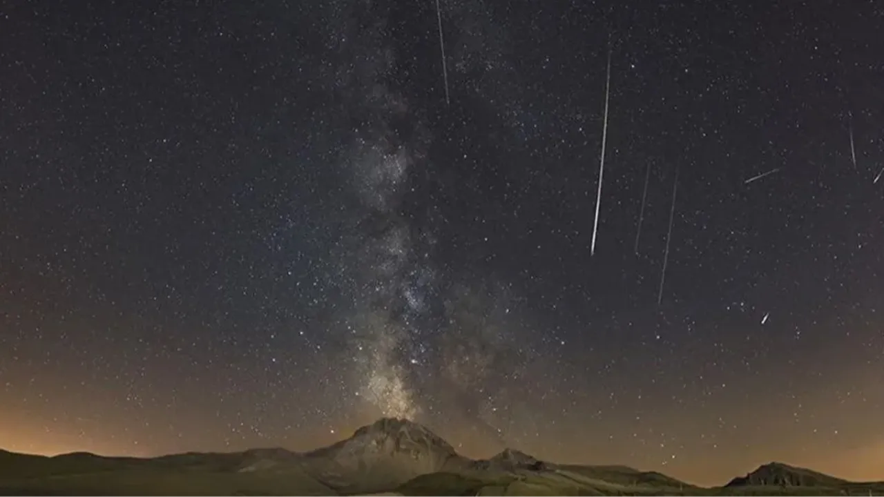 Perseid meteor yağmuru Türkiye’den görünecek mi nereden izlenir?