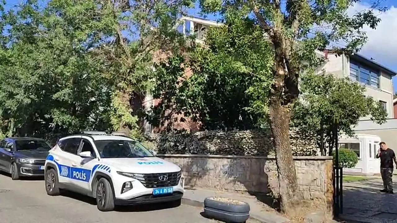 Ünlü avukat Rezan Epözdemir gözaltına alındı! Bu sabah yurt dışına çıkacaktı