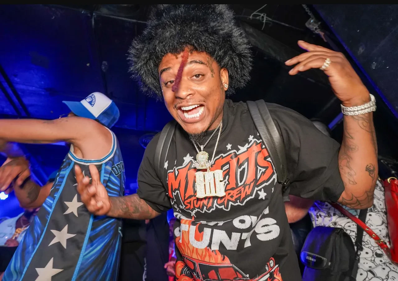 Ünlü rapçiye silahlı saldırı! 33 yaşında hayatını kaybetti