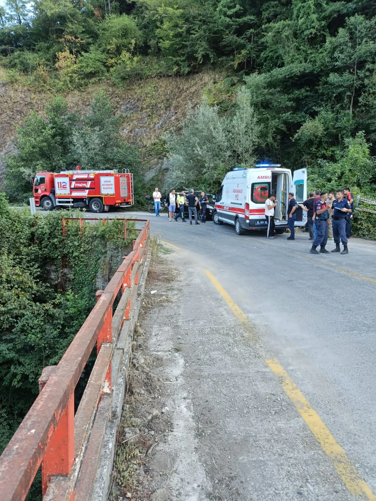 12 yaşında direksiyon başına geçti aile faciasına yol açtı: 1 ölü, 3 yaralı! O anlar kamerada