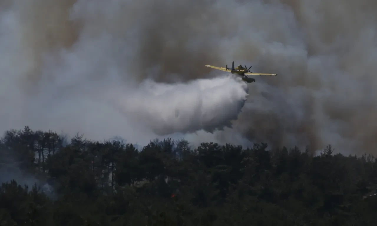 Çanakkale Güzelyalı yangın söndürüldü mü son dakika? Vali açıklama yaptı