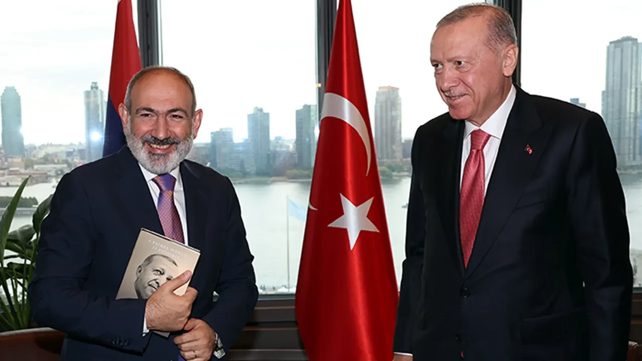 Cumhurbaşkanı Erdoğan'dan kritik telefon! Nikol Paşinyan ile görüştü