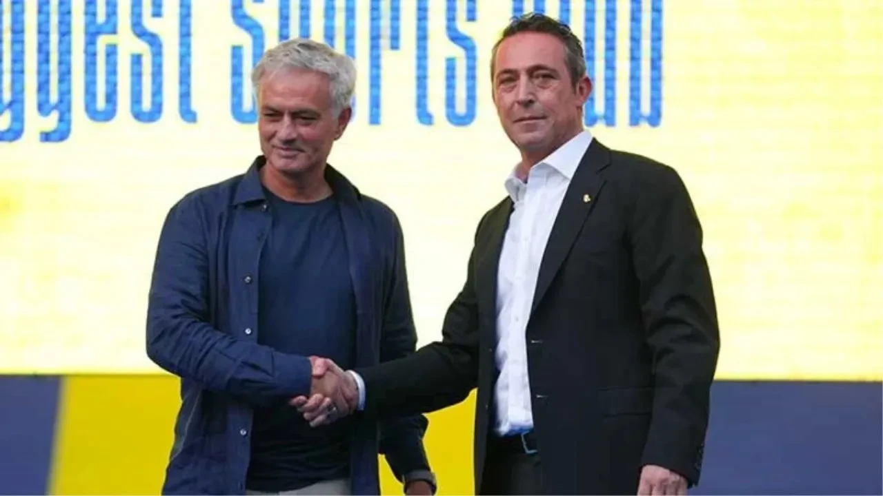 Fenerbahçe'ye tepki yağıyor! Ali Koç ve Jose Mourinho hedefte: "Hiç utanmanız yok mu?"