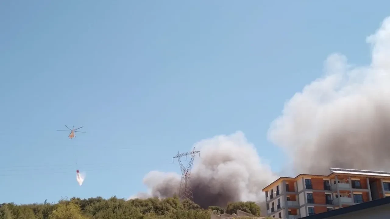 Kahramanmaraş'ta bina yangını! Alevlere teslim oldu