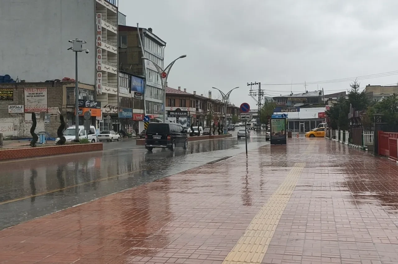 Kavurucu sıcaklıklara mola geliyor! Meteoroloji tarih verdi | İşte son hava durumu tahminleri 