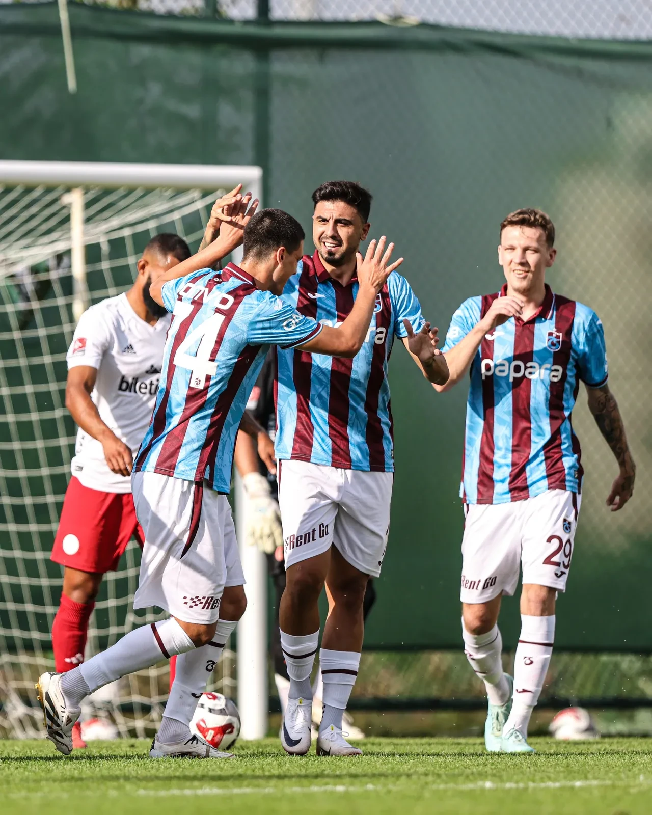 Trabzonspor Kocaelispor maçı nereden izlenir, hangi kanalda? Bordo-mavililer ilk maçına çıkıyor