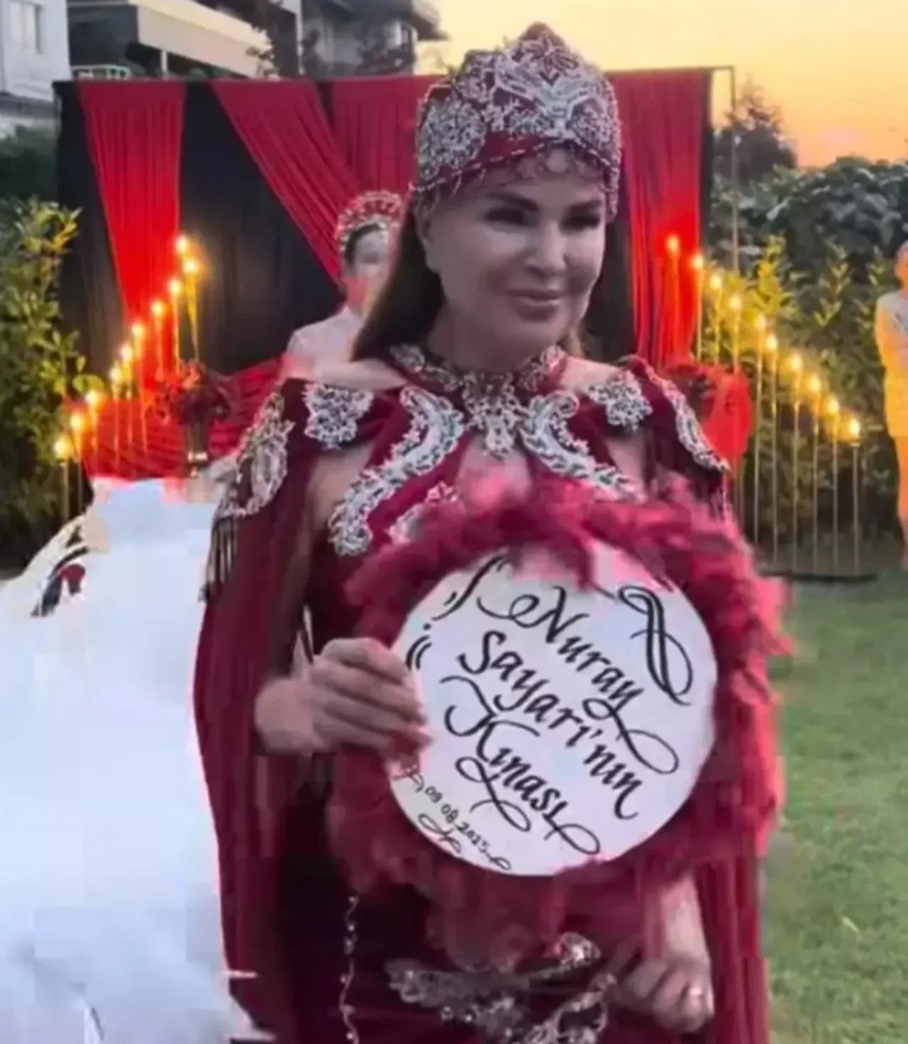 Ünlü astrolog Nuray Sayarı evleniyor! Hamilelik iddialarına jet cevap