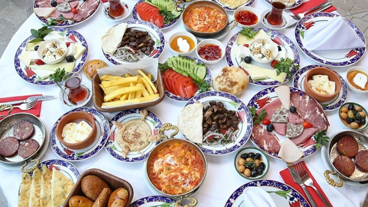 Açık büfe ve serpme kahvaltı sistemi değişiyor! Hükümet harekete geçti