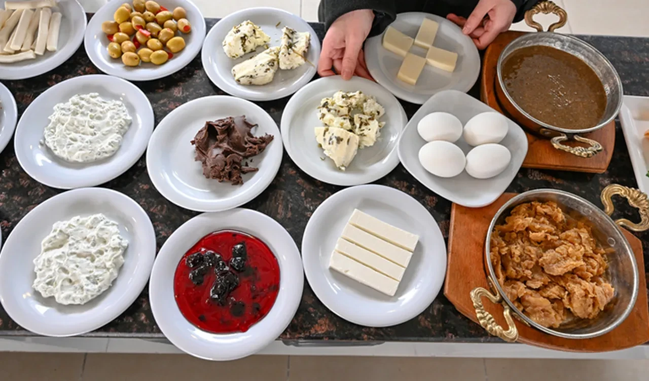 Açık büfe ve serpme kahvaltı sistemi değişiyor! Hükümet harekete geçti