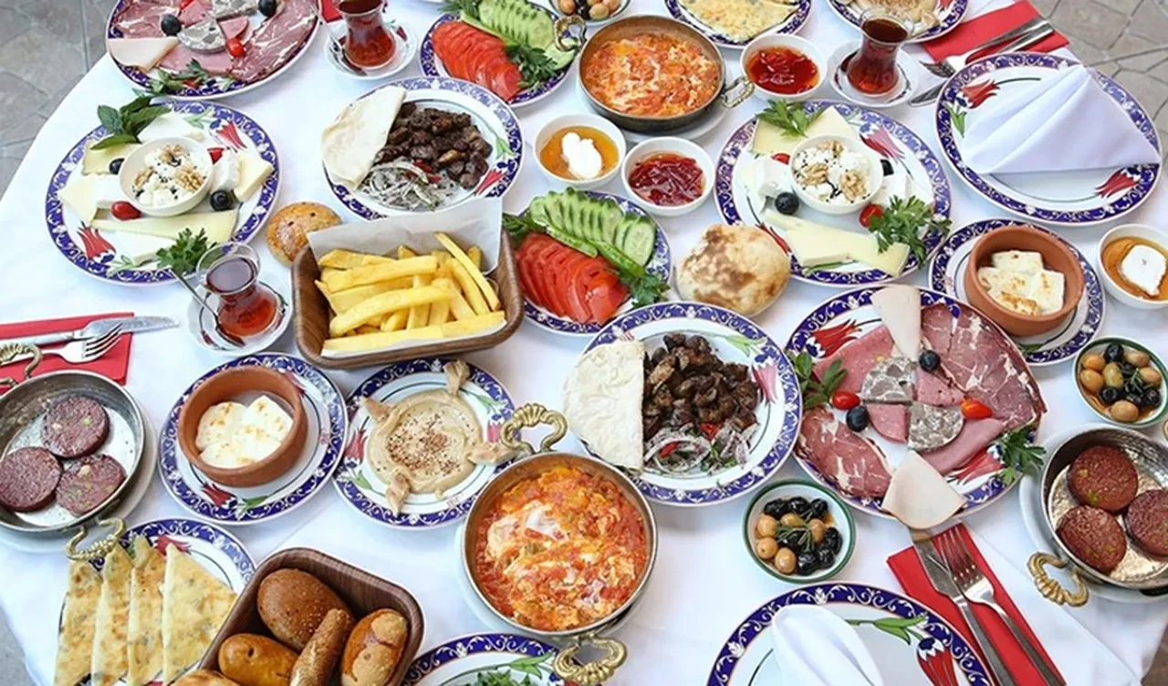 Açık büfe ve serpme kahvaltı sistemi değişiyor! Hükümet harekete geçti