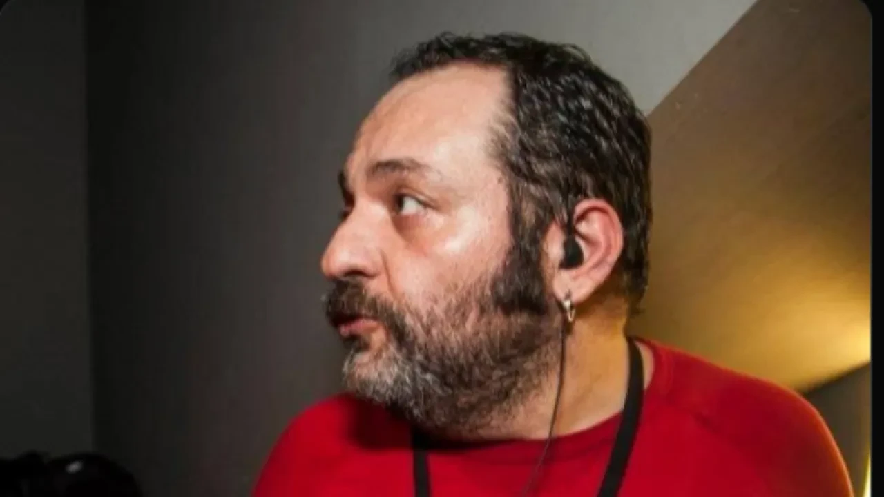 Akif Ertugay hayatını kaybetti! Ünlü isimler hüzne boğuldu 