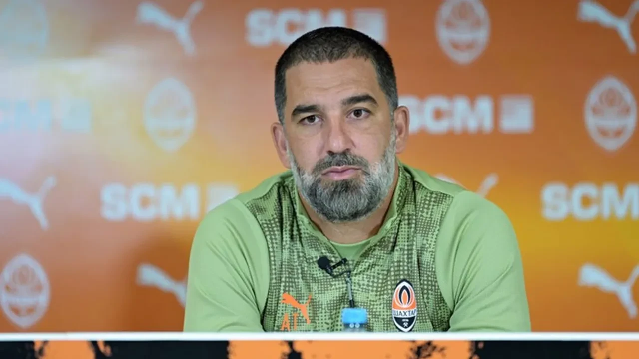 Arda Turan hakkında şok iddia! 'Menajerler Shaktar'a götürdü'