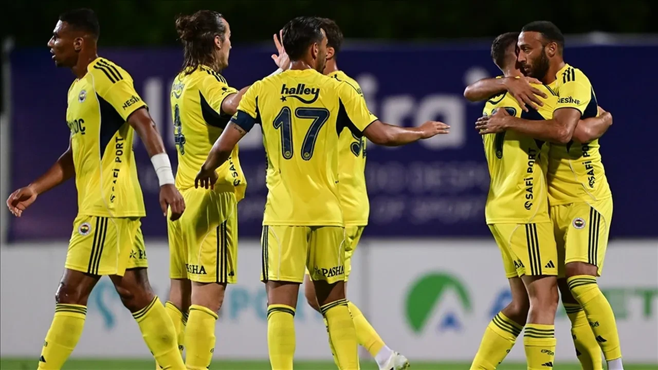 Fenerbahçe Feyenoord maçı nereden izlenir, hangi kanalda, şifresiz mi? Şampiyonlar Ligi'nde kritik mücadele