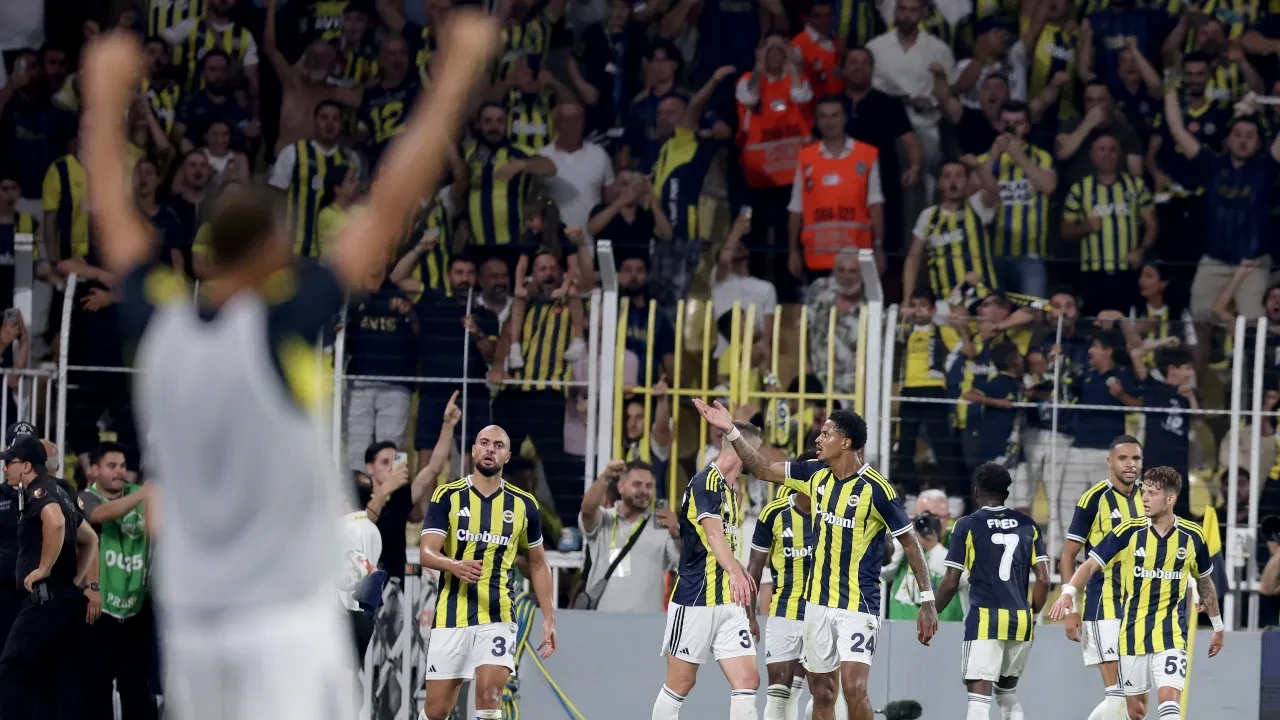 Fenerbahçe tur atladı mı Şampiyonlar Ligi play-off turuna yükseldi mi?