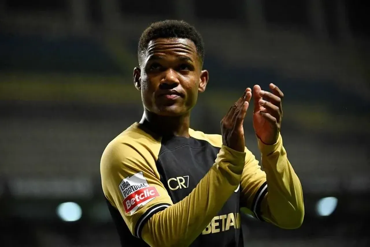 Fenerbahçe'ye Portekiz'den sürpriz! Kerem Aktürkoğlu sonrası bir transfer daha