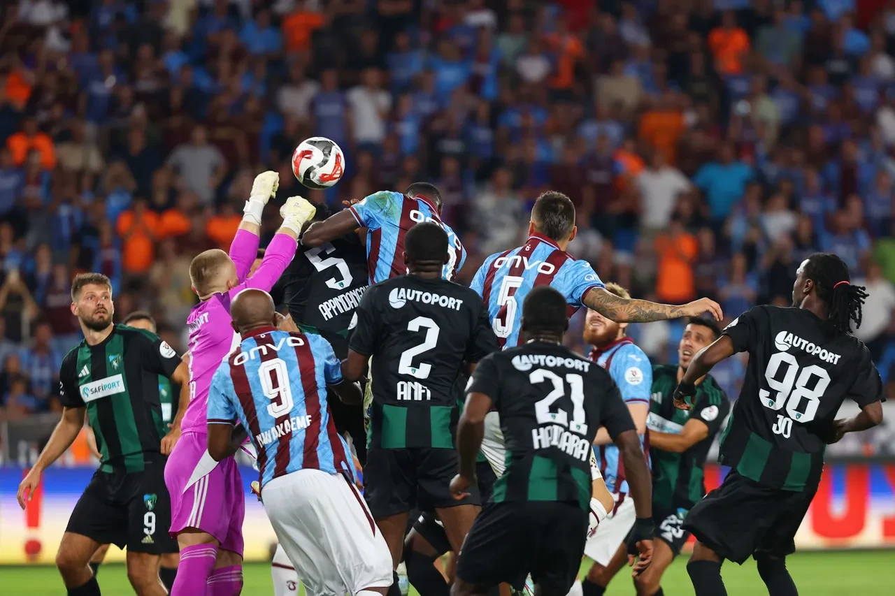 Trabzonspor'dan 'Fırtına'lı açılış: Onuachu golle döndü