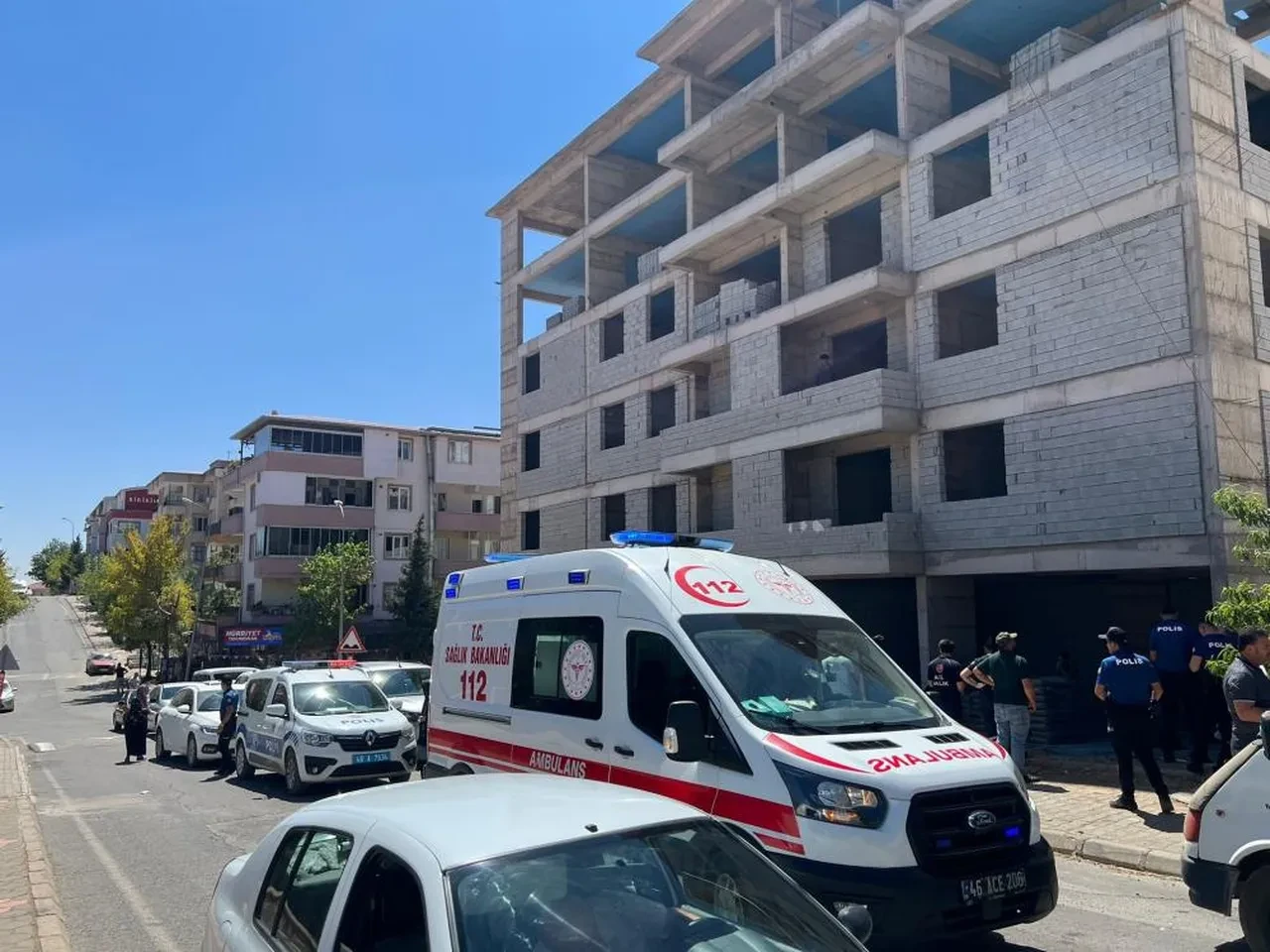 İnşaat işçisinin feci ölümü! 5. kattan zemine çakıldı