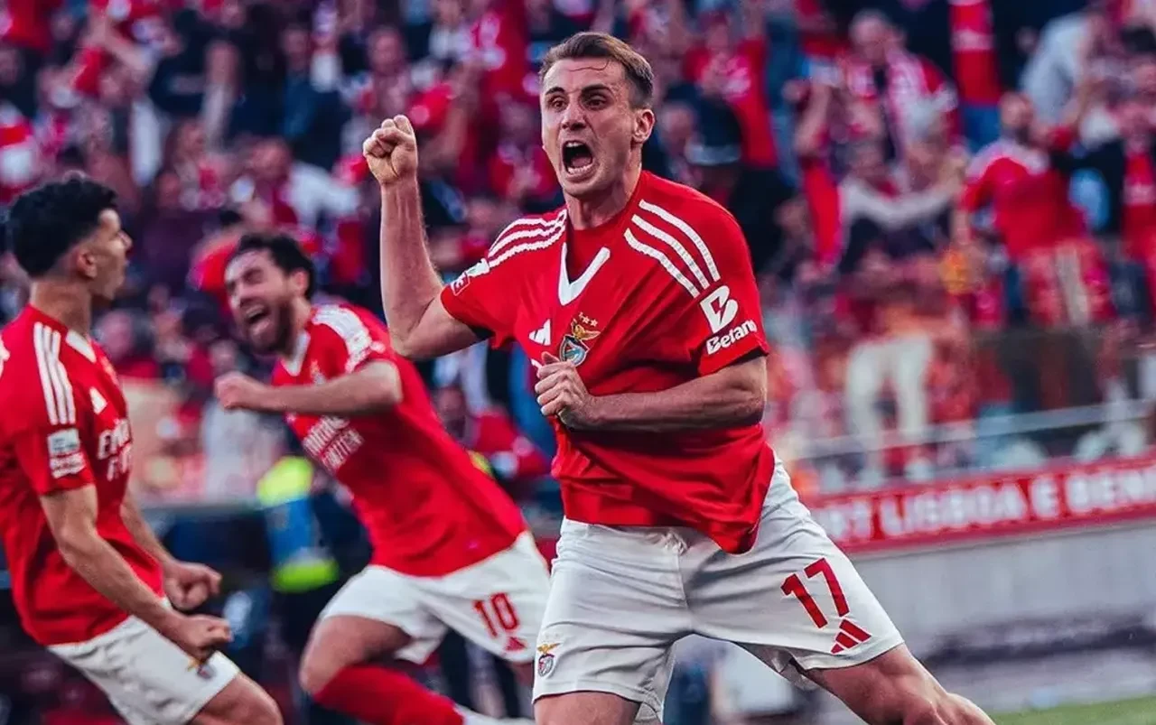 Kerem Aktürkoğlu Fenerbahçe için yola çıkıyor! Forma giyeceği maçı duyurdular