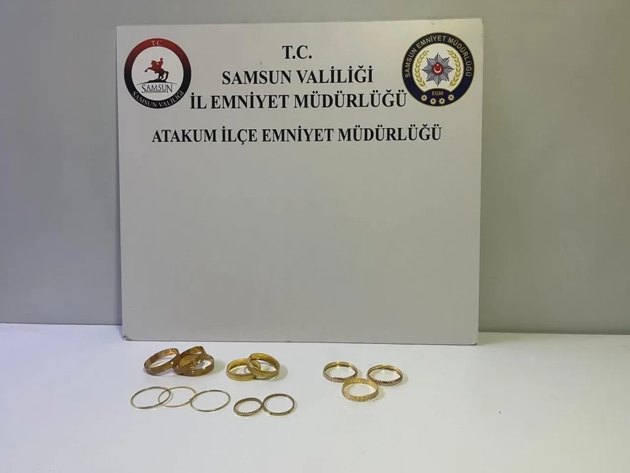 Kimseye güven kalmadı! Komşusu anahtarı kopyaladı! Çaldığı altınlarla otomobil aldı 