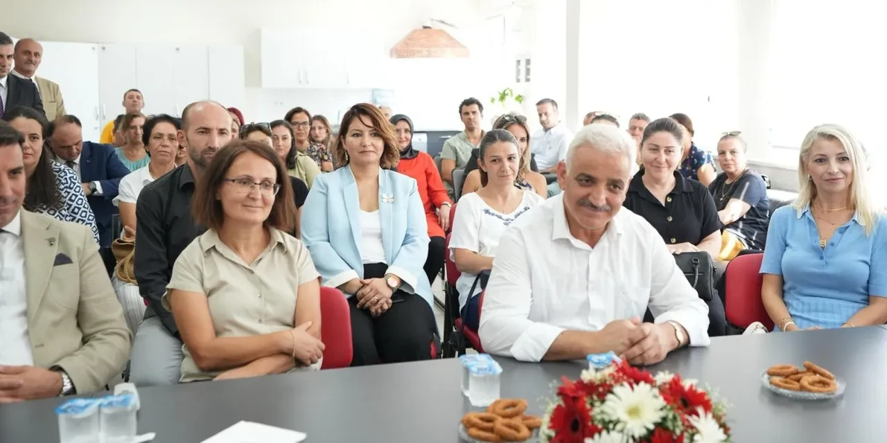 MEB duyurdu: Öğretmen il içi yer değiştirme sonuçları açıklandı
