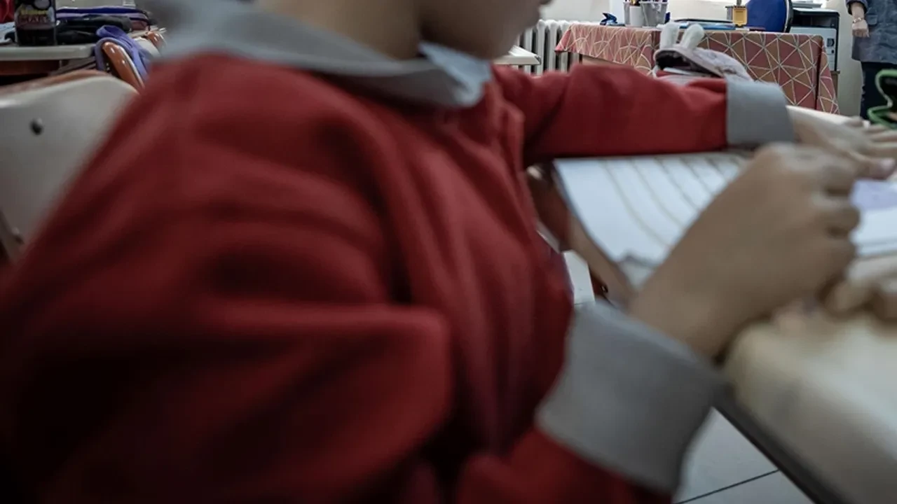 Okul kıyafetleri nasıl olacak? Detaylar belli oldu