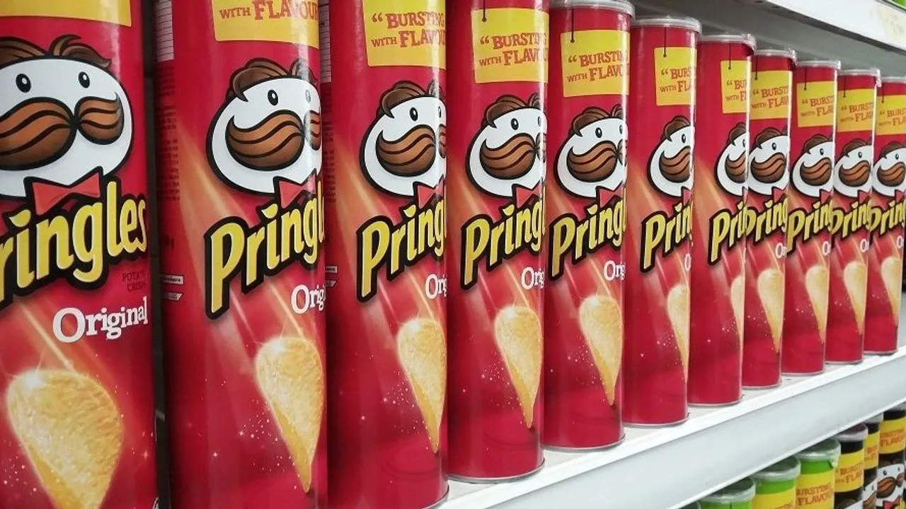 Pringles fiyatı ne kadar? Türkiye’de raflara döndü
