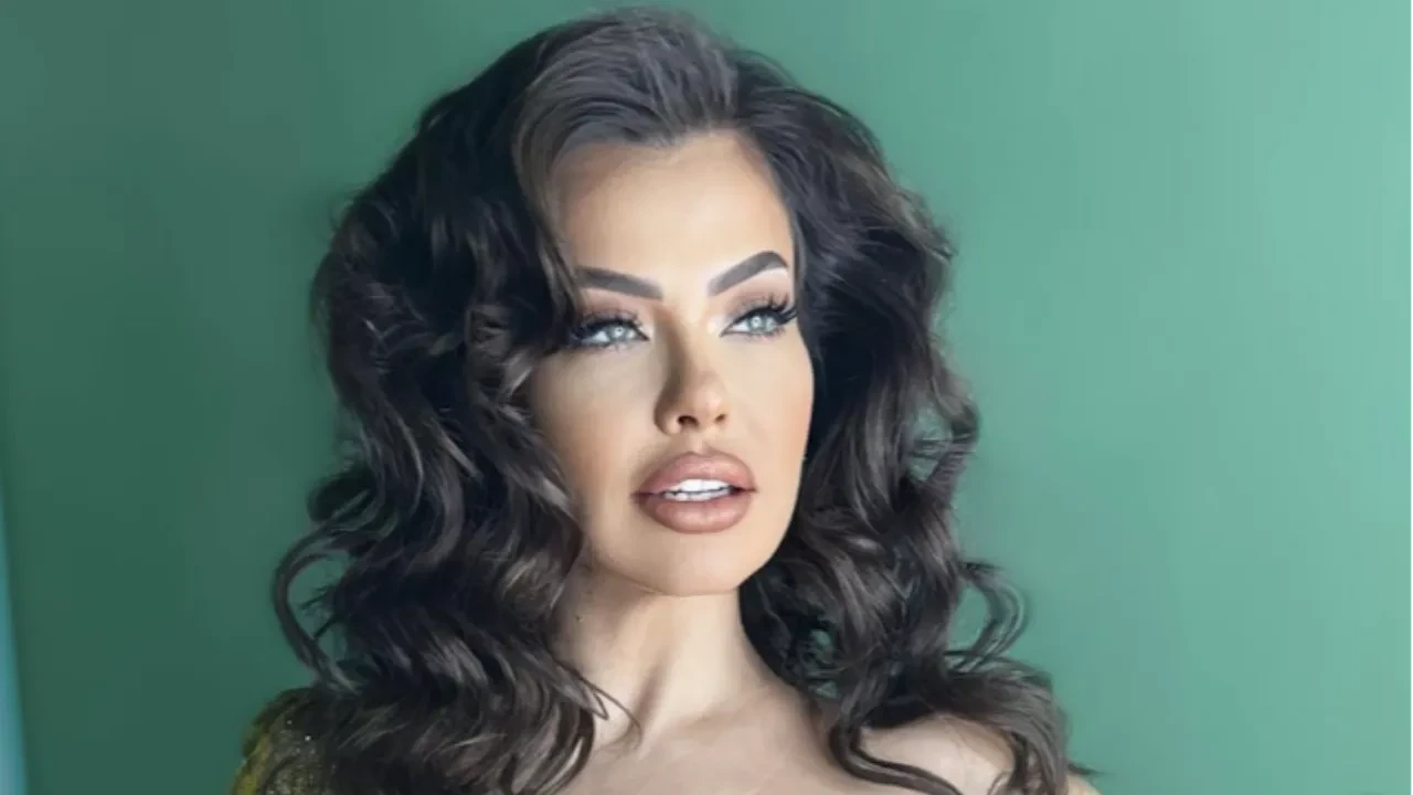 Şarkıcı Lara hastaneye kaldırıldı! Son hali sevenlerini endişelendirdi 