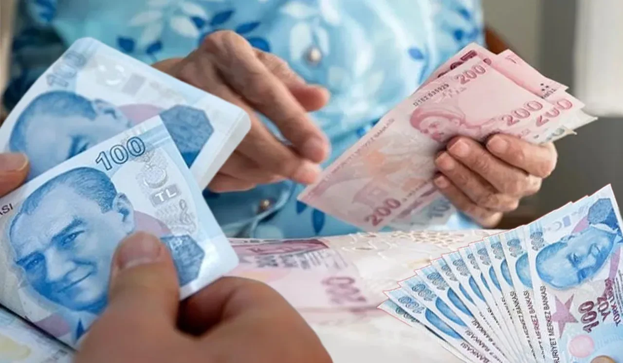 SSK, Bağ-Kur ve tüm emeklileri ilgilendiriyor! Promosyonda yeni dönem: 35 bin TL’yi bulabilir