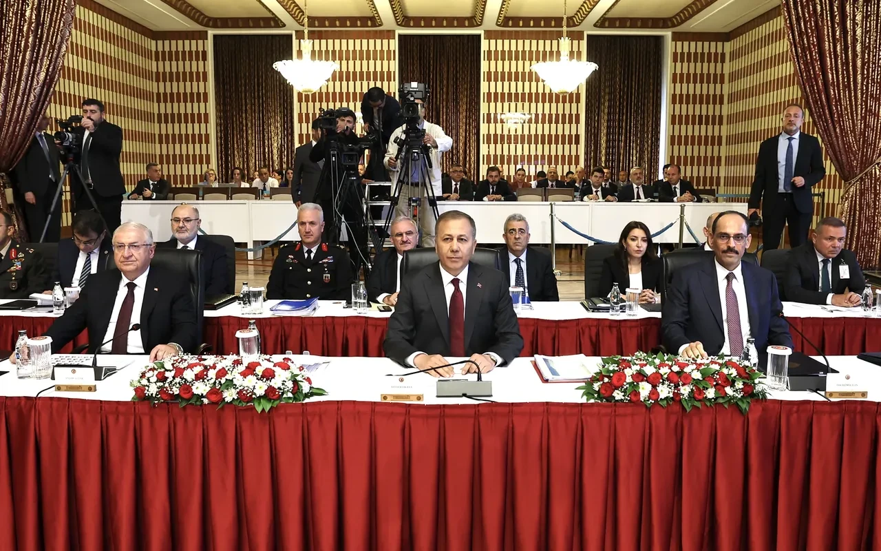 Terörsüz Türkiye Komisyonu sahaya iniyor! Devlet ve millet aynı masada