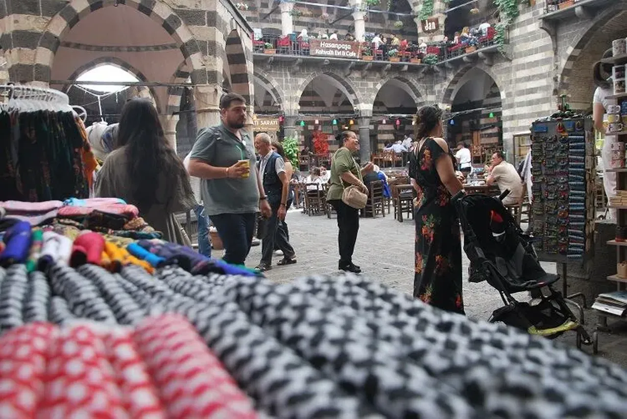 Terörsüz Türkiye Komisyonu sahaya iniyor! Devlet ve millet aynı masada