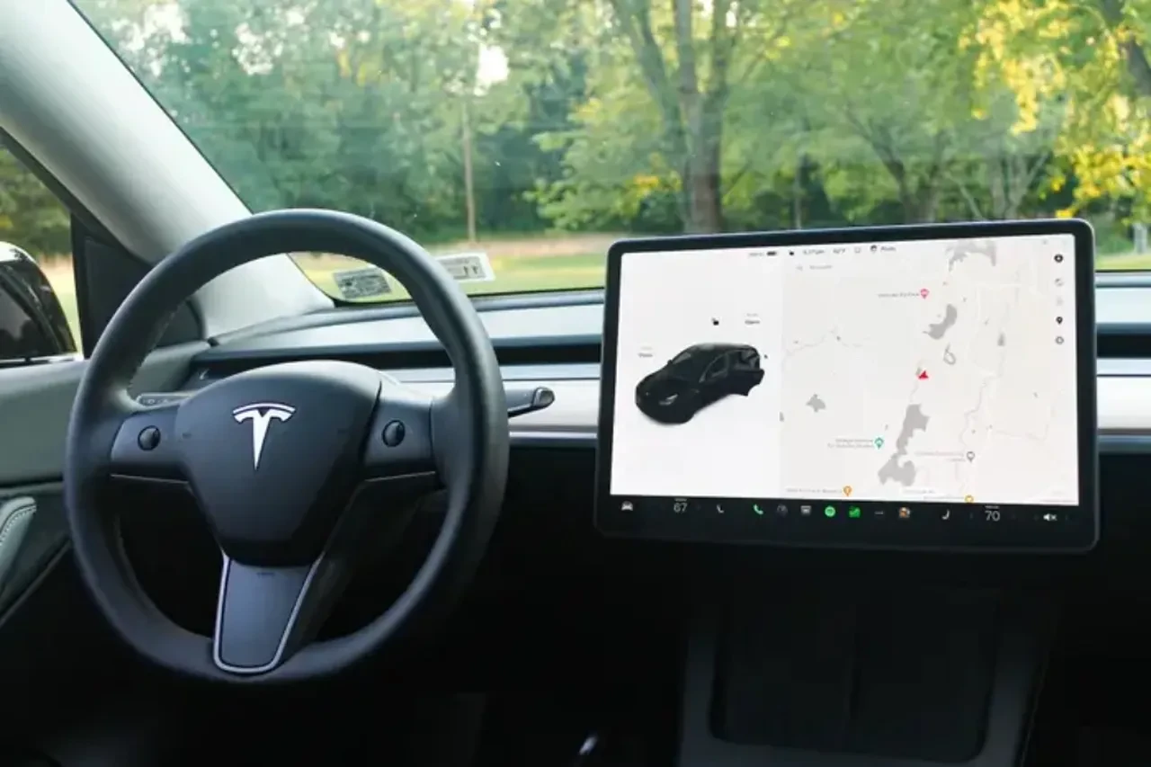 Tesla'dan Türkiye hamlesi: Fiyatları yarıya düşürdü