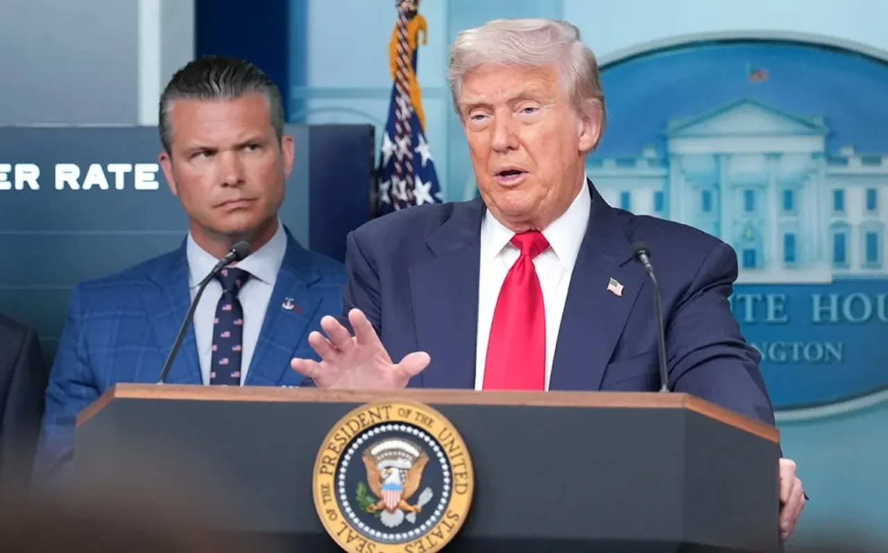 Trump'tan dünyayı rahatlatan Çin kararı! Gümrük tarifeleri 90 gün ertelendi