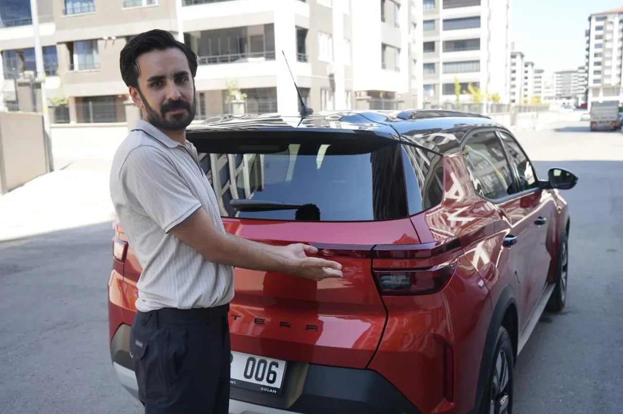 Yine bir sıfır otomobil hüsranı... Kusurları bitmek bilmedi: Eşine hediye almıştı, hayatı zehir ettiler 
