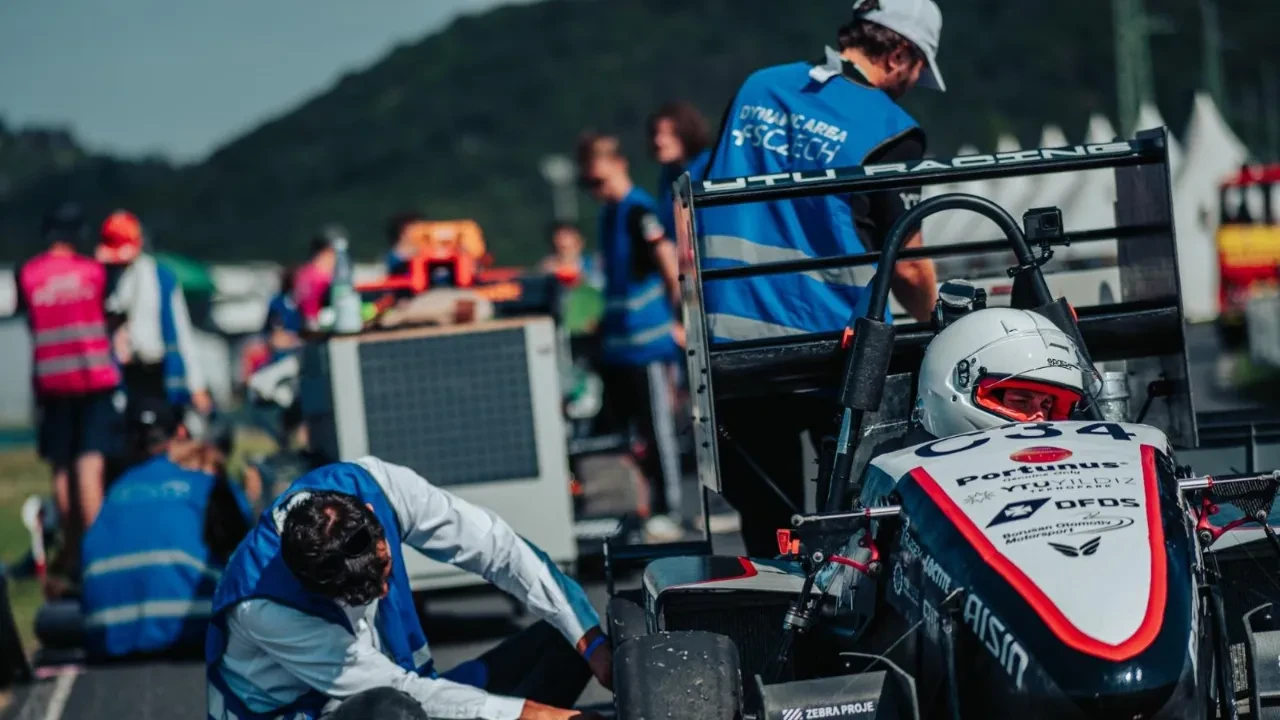 YTÜ Racing, Türk bayrağını Avrupa’da dalgalandırdı