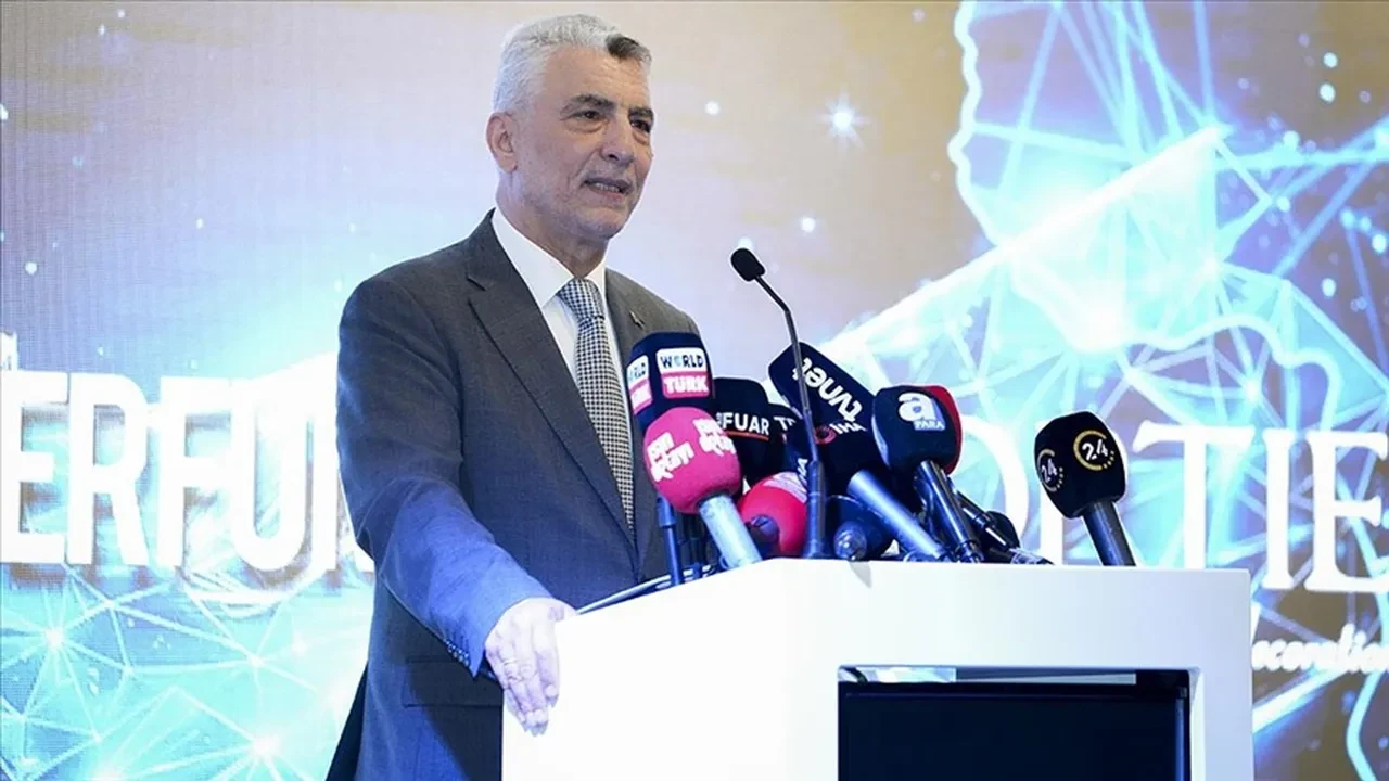 Bakan Bolat açıkladı: Türk müteahhitler Afrika kıtasında 2 bin 39 inşaat projesini tamamladı