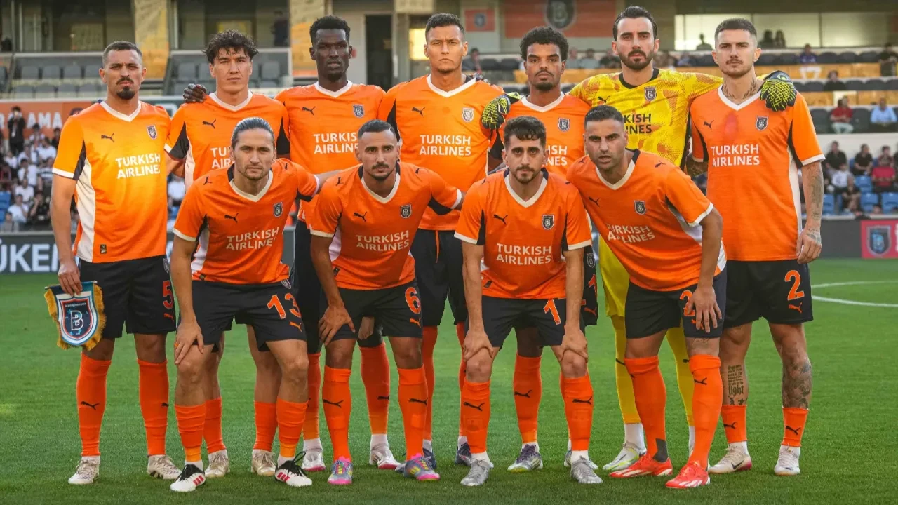 Başakşehir beraberlikle turladı: Konferans Ligi'nde play-off heyecanı! 