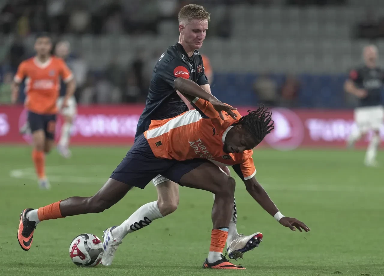 Başakşehir UEFA Konferans Ligi play-off yükseldi mi?