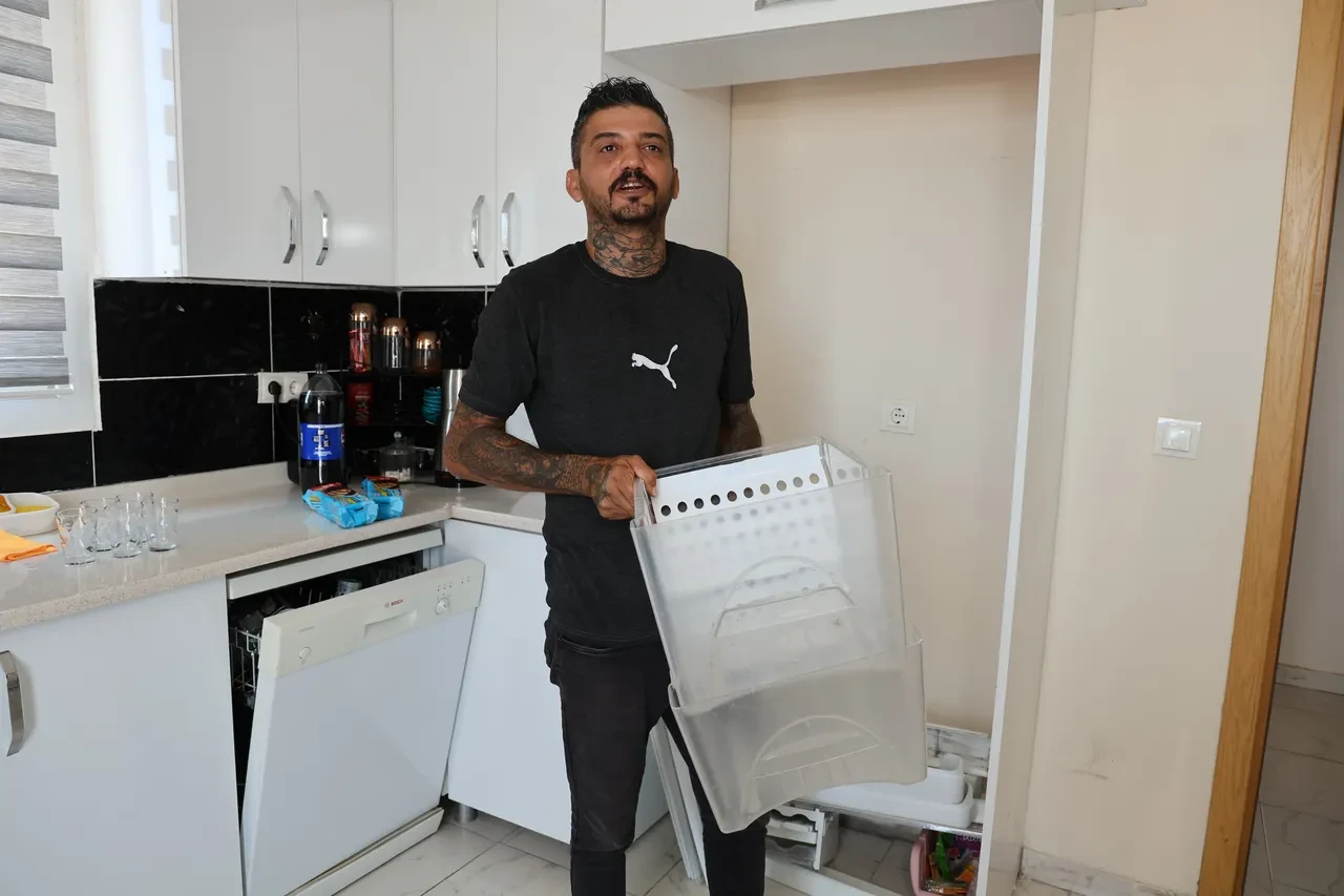 Buzdolabını tamire gönderdi, başına gelmeyen kalmadı! 'Plakasız araçla gelip...'
