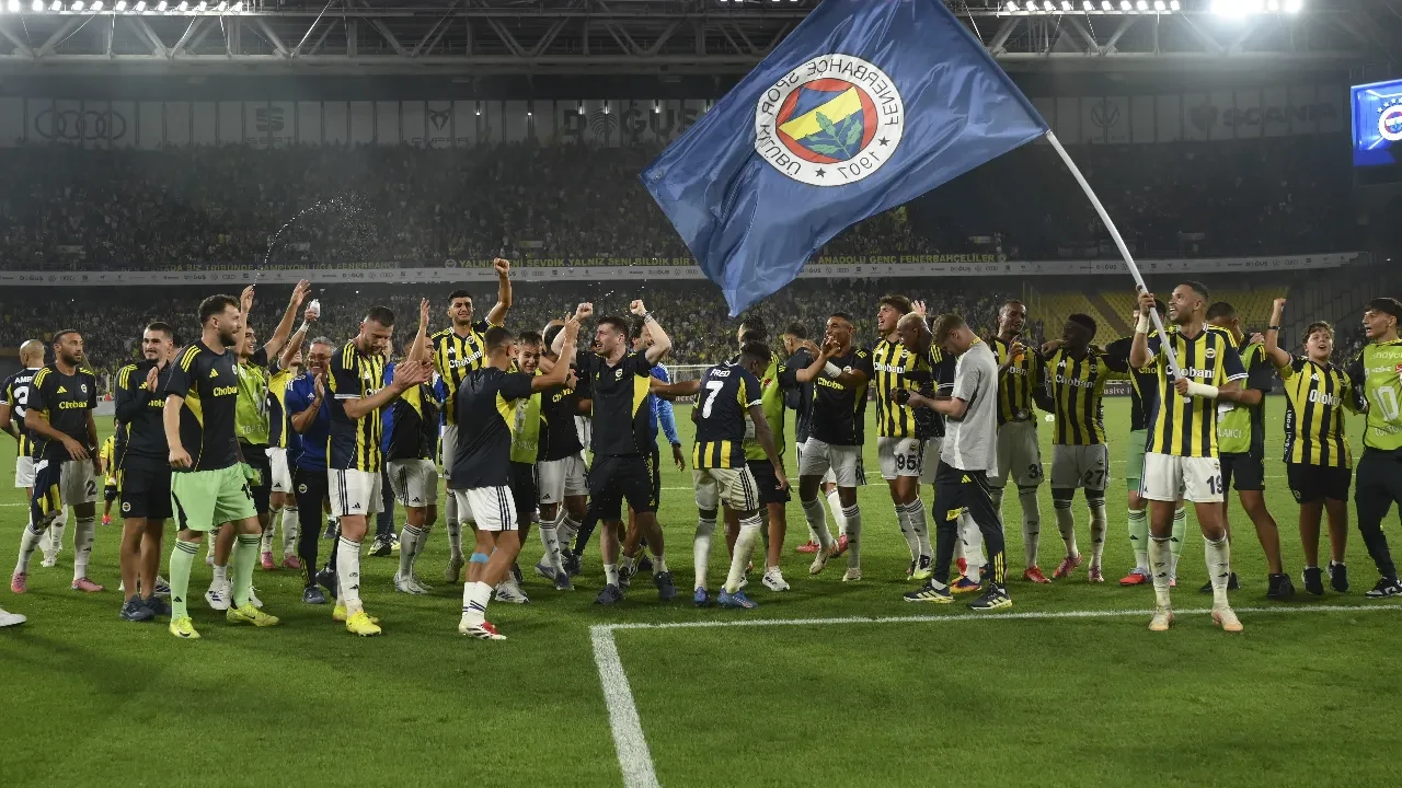 /futbol/fenerbahcenin-play-off-rakibi-benfica-oldu-3241149