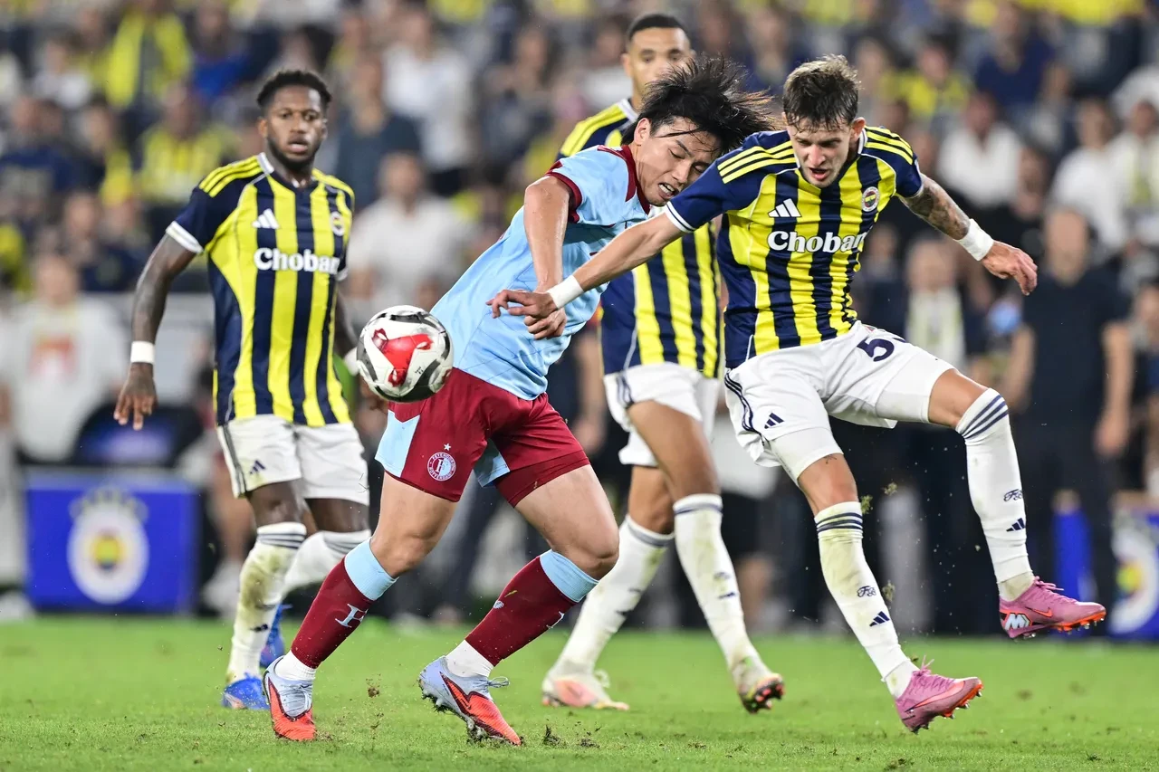 Fenerbahçe'ye dev gelir! Şampiyonlar Ligi play-off bileti kasayı doldurdu