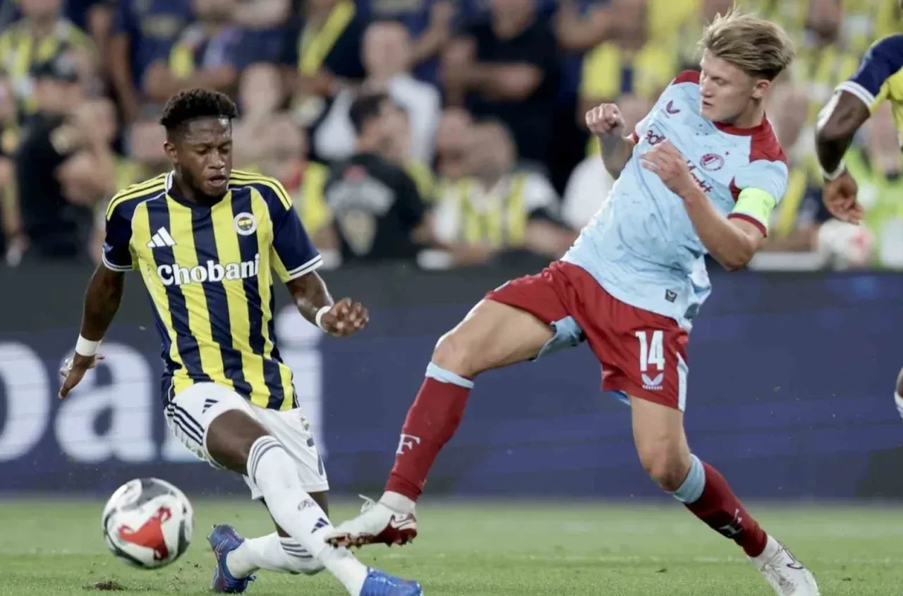 Fenerbahçe'ye Feyenoord maçı sonrası bir iyi bir kötü haber! İki yıldız sakatlanmıştı