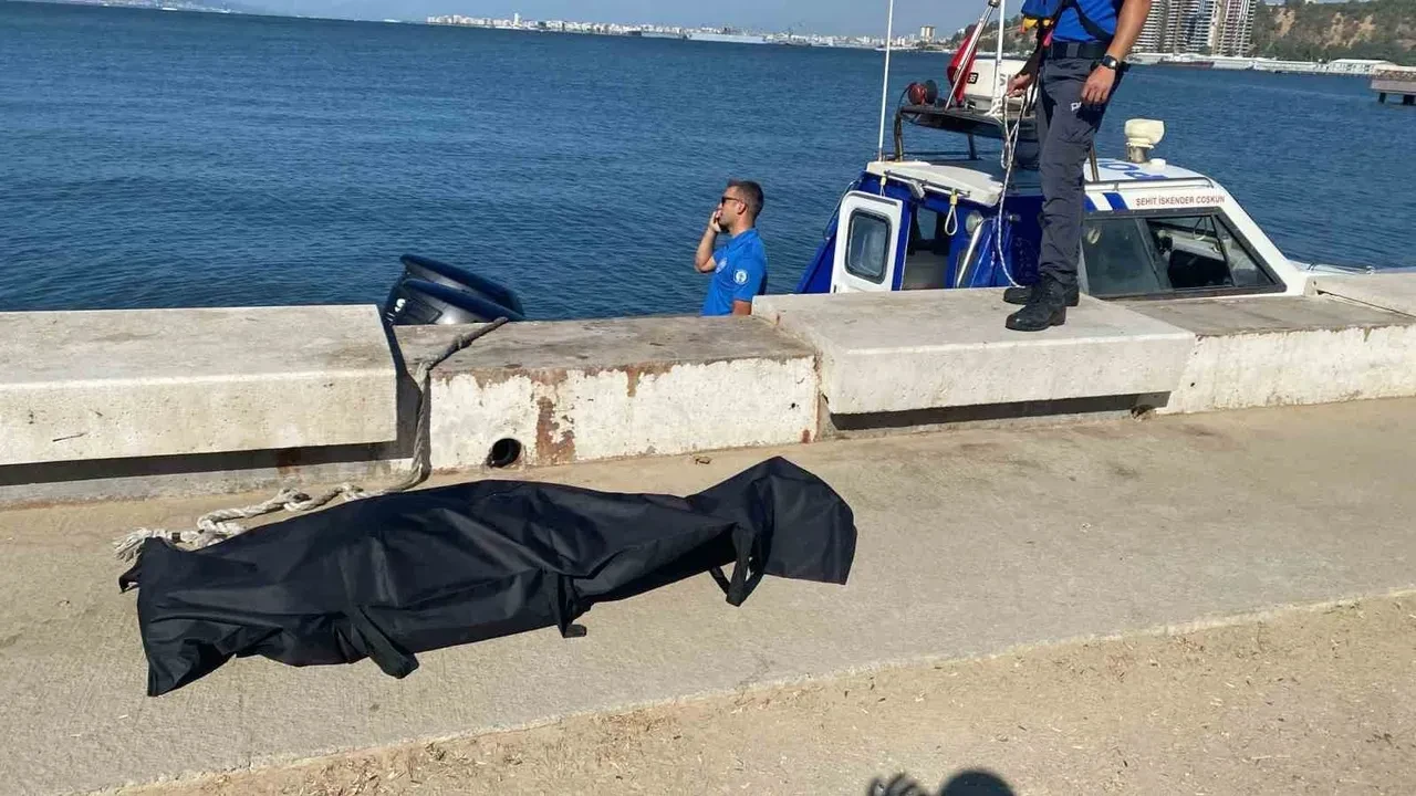 Denizden cesedi çıktı, arkadaşı gözaltına alındı! Dikkat çeken 'uyuşturucu' detayı